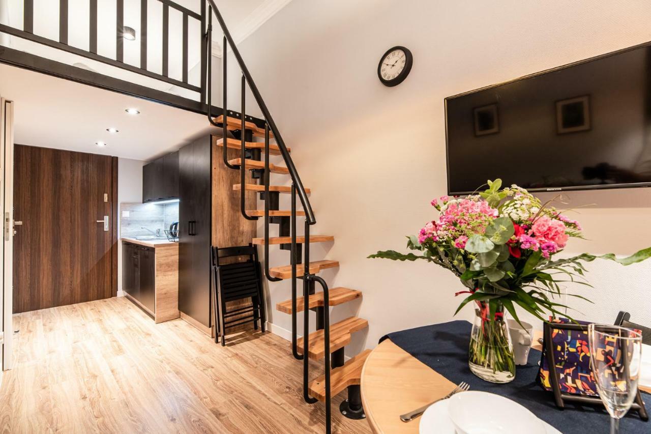 Lubomirskiego 23 Residence - Great Location, 10 Min To Main Square By Foot, Right Next To Main Rail And Bus Station Cracovia Exterior foto