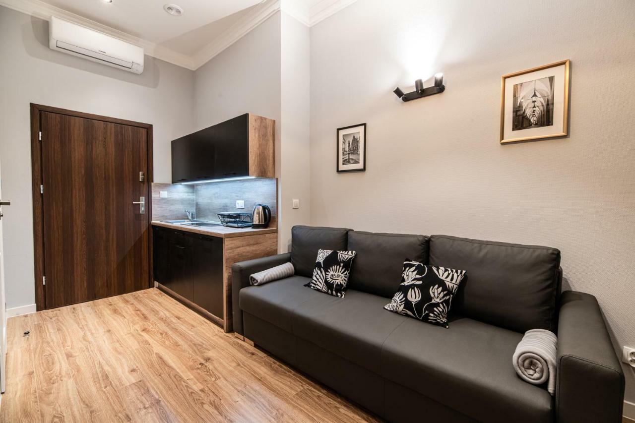 Lubomirskiego 23 Residence - Great Location, 10 Min To Main Square By Foot, Right Next To Main Rail And Bus Station Cracovia Exterior foto